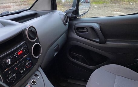 Peugeot Partner II рестайлинг 2, 2012 год, 190 000 рублей, 3 фотография