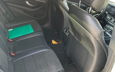 Mercedes-Benz E-Класс, 2016 год, 2 700 000 рублей, 7 фотография