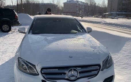 Mercedes-Benz E-Класс, 2016 год, 2 700 000 рублей, 2 фотография