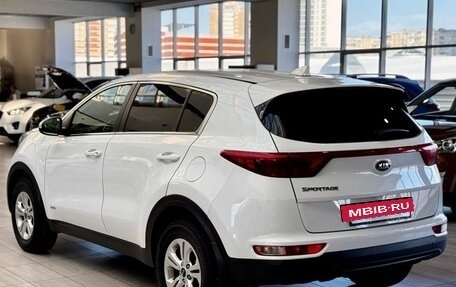 KIA Sportage IV рестайлинг, 2017 год, 1 840 000 рублей, 6 фотография