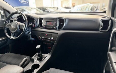 KIA Sportage IV рестайлинг, 2017 год, 1 840 000 рублей, 25 фотография