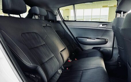 KIA Sportage IV рестайлинг, 2017 год, 1 840 000 рублей, 29 фотография