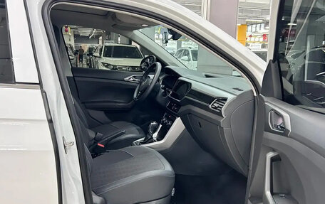 Volkswagen T-Cross I, 2024 год, 1 895 000 рублей, 6 фотография