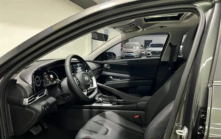 Hyundai Elantra, 2025 год, 1 710 000 рублей, 7 фотография