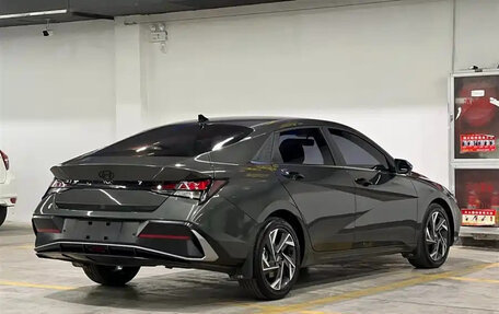 Hyundai Elantra, 2025 год, 1 710 000 рублей, 4 фотография