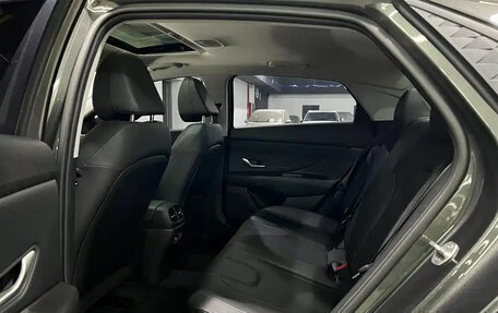 Hyundai Elantra, 2025 год, 1 710 000 рублей, 14 фотография