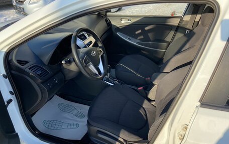 Hyundai Solaris II рестайлинг, 2013 год, 728 000 рублей, 9 фотография