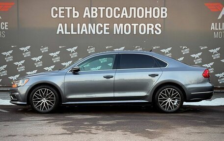 Volkswagen Passat B8 рестайлинг, 2017 год, 1 630 000 рублей, 4 фотография