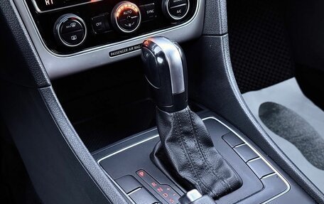 Volkswagen Passat B8 рестайлинг, 2017 год, 1 630 000 рублей, 24 фотография