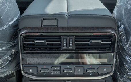 Toyota Land Cruiser, 2025 год, 13 100 000 рублей, 23 фотография