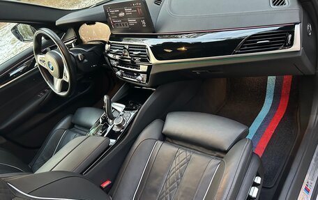 BMW 5 серия, 2022 год, 5 900 000 рублей, 24 фотография