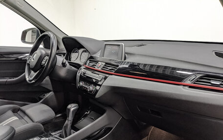 BMW X1, 2018 год, 2 330 000 рублей, 13 фотография