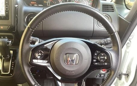 Honda N-BOX II, 2022 год, 845 000 рублей, 21 фотография