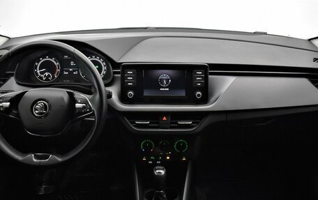 Skoda Rapid II, 2022 год, 1 930 000 рублей, 5 фотография