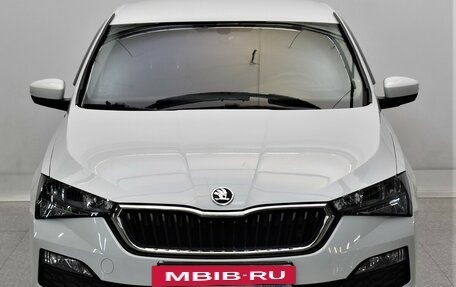 Skoda Rapid II, 2022 год, 1 930 000 рублей, 2 фотография