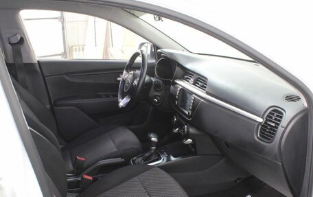 KIA Rio IV, 2019 год, 1 445 000 рублей, 10 фотография