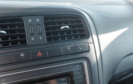 Volkswagen Polo VI (EU Market), 2017 год, 850 000 рублей, 16 фотография