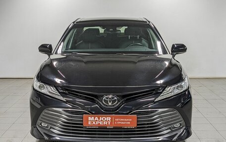 Toyota Camry, 2018 год, 2 440 000 рублей, 2 фотография