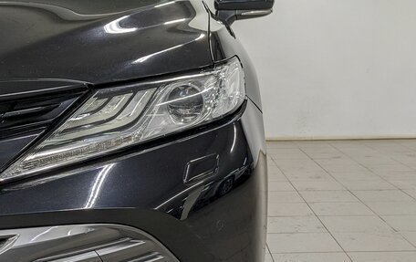 Toyota Camry, 2018 год, 2 440 000 рублей, 19 фотография