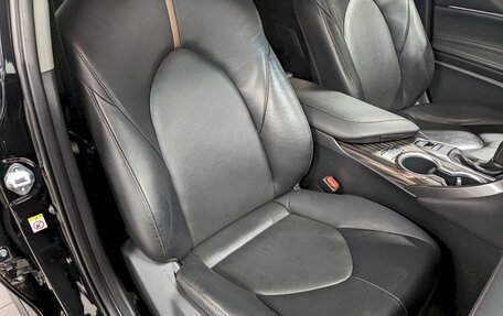 Toyota Camry, 2018 год, 2 440 000 рублей, 23 фотография