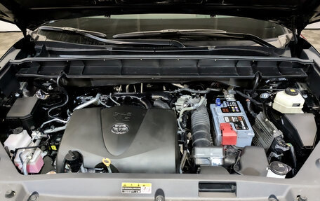 Toyota Highlander, 2021 год, 5 990 000 рублей, 9 фотография