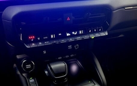 Toyota Land Cruiser Prado, 2025 год, 12 900 000 рублей, 18 фотография