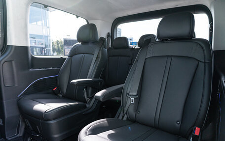 Hyundai Staria, 2025 год, 9 490 000 рублей, 17 фотография