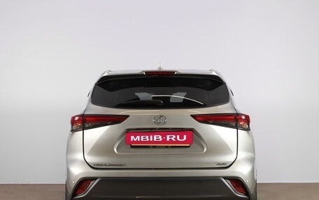 Toyota Highlander, 2021 год, 5 349 000 рублей, 6 фотография