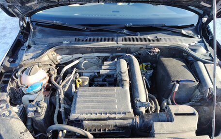 Volkswagen Jetta VI, 2016 год, 1 360 000 рублей, 16 фотография