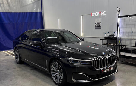 BMW 7 серия, 2022 год, 7 900 000 рублей, 2 фотография