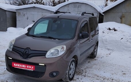 Renault Kangoo II рестайлинг, 2014 год, 1 199 000 рублей, 16 фотография
