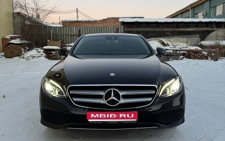 Mercedes-Benz E-Класс, 2016 год, 3 230 000 рублей, 24 фотография