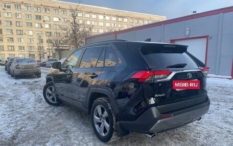 Toyota RAV4, 2020 год, 2 899 000 рублей, 3 фотография
