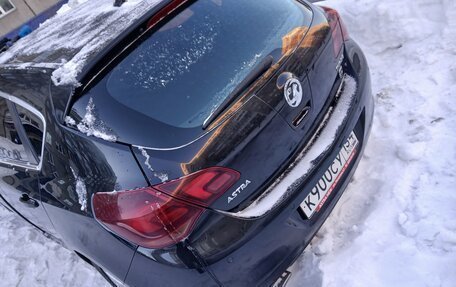 Opel Astra J, 2010 год, 680 000 рублей, 3 фотография