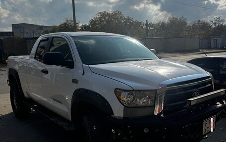 Toyota Tundra II, 2008 год, 3 200 000 рублей, 2 фотография