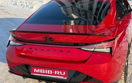 Hyundai Elantra, 2021 год, 2 400 000 рублей, 6 фотография