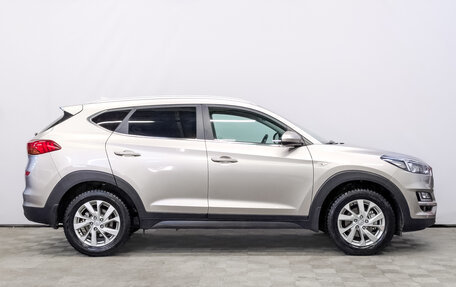 Hyundai Tucson III, 2019 год, 2 490 000 рублей, 4 фотография