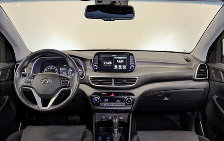 Hyundai Tucson III, 2019 год, 2 490 000 рублей, 14 фотография