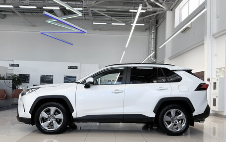 Toyota RAV4, 2020 год, 2 950 000 рублей, 4 фотография