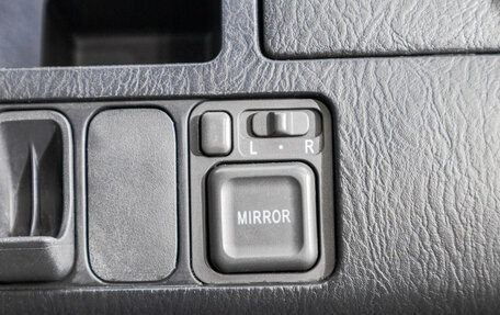 Honda Stream I рестайлинг, 2002 год, 639 000 рублей, 13 фотография