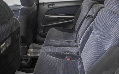 Honda Stream I рестайлинг, 2002 год, 639 000 рублей, 22 фотография