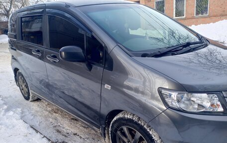 Honda Freed I, 2010 год, 970 000 рублей, 4 фотография