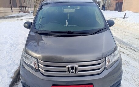 Honda Freed I, 2010 год, 970 000 рублей, 2 фотография