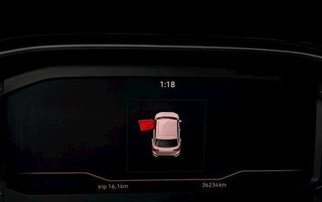 Volkswagen T-Roc I, 2022 год, 2 300 000 рублей, 11 фотография