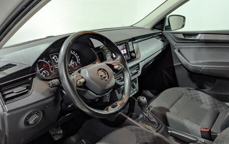 Skoda Rapid II, 2021 год, 1 400 000 рублей, 15 фотография