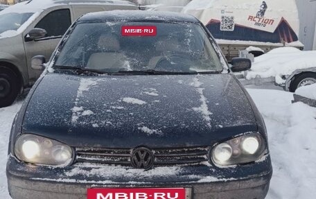Volkswagen Golf IV, 2003 год, 250 000 рублей, 2 фотография