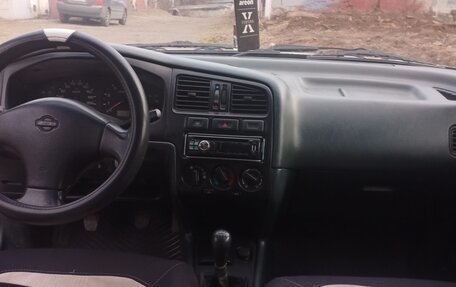 Nissan Primera II рестайлинг, 1998 год, 230 000 рублей, 6 фотография