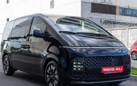 Hyundai Staria, 2025 год, 9 490 000 рублей, 3 фотография