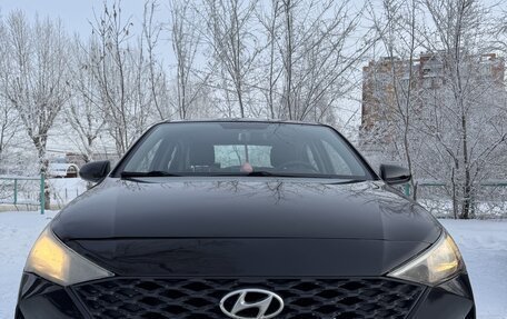 Hyundai Solaris II рестайлинг, 2020 год, 1 200 000 рублей, 5 фотография