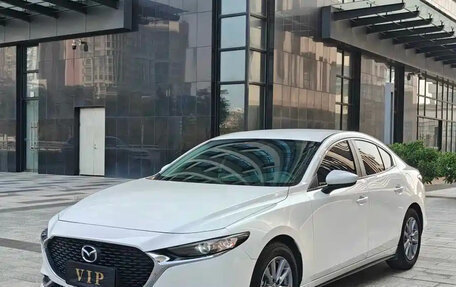 Mazda 3, 2022 год, 1 815 911 рублей, 3 фотография